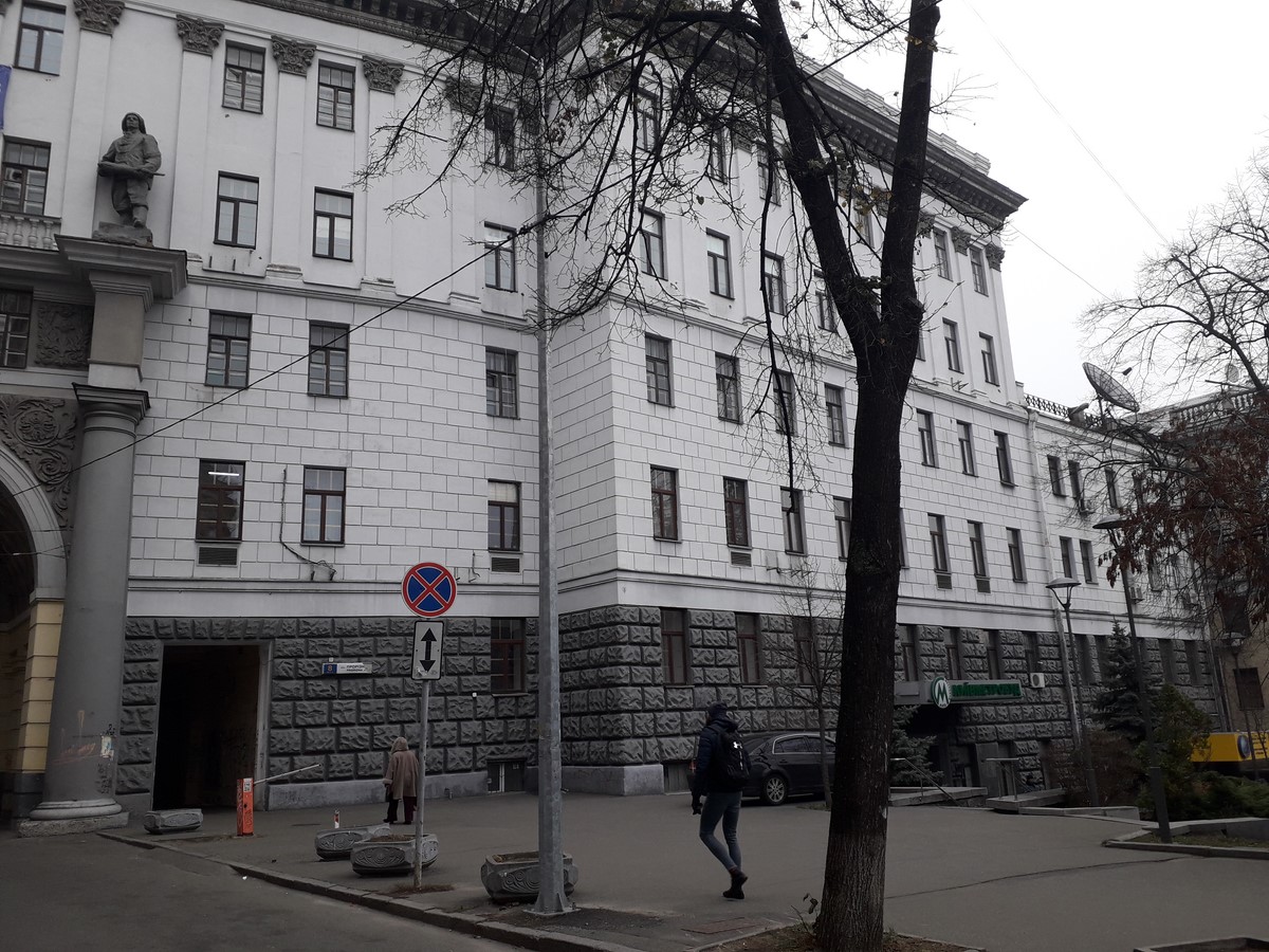 proreznaya_8_20191128_100628_1200